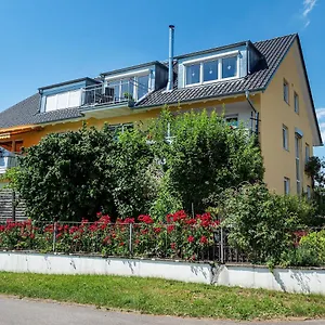 Müller Apartment
